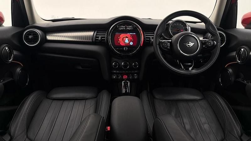 Usado Mini Cooper S Exclusive 189 HP (139 kW) 2020 Vermelho Citadino