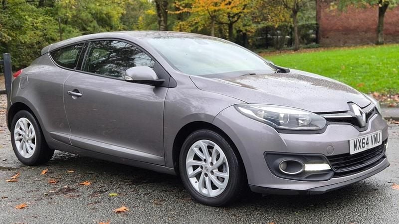 Grey Used 2014 Renault Mégane Coupé Dynamique Coupe | £2,690 (Good price) - Image 1/4