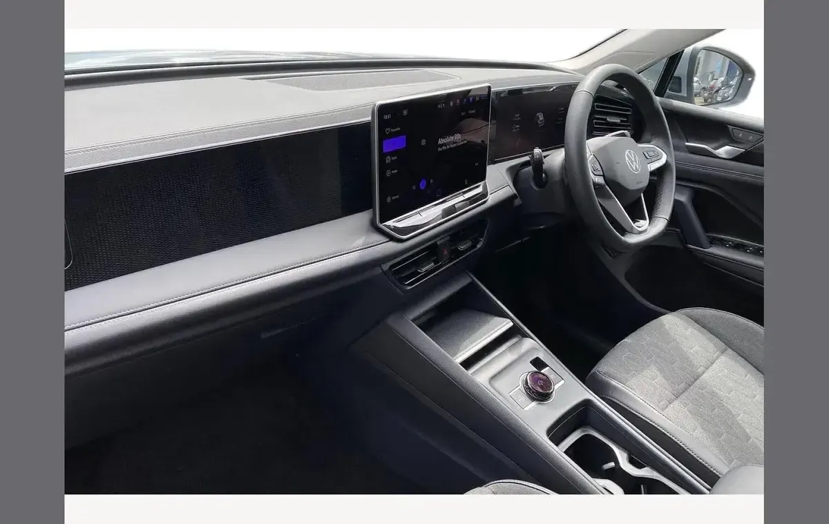 Used VW Tiguan Match 204 HP (150 kW) 2025 Silver SUV