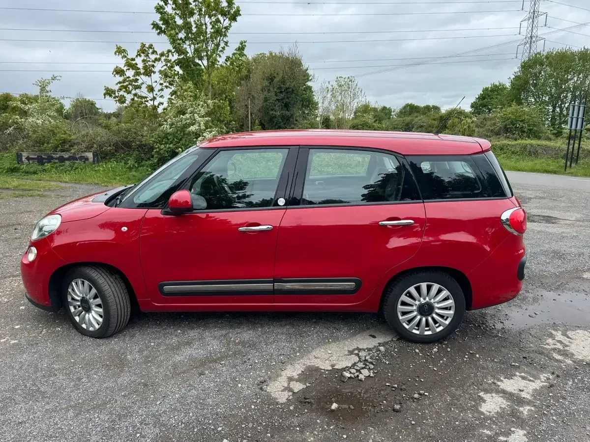 Używany Fiat 500L Pop Star 85 KM (62 kW) 2014 Czerwony Minivan