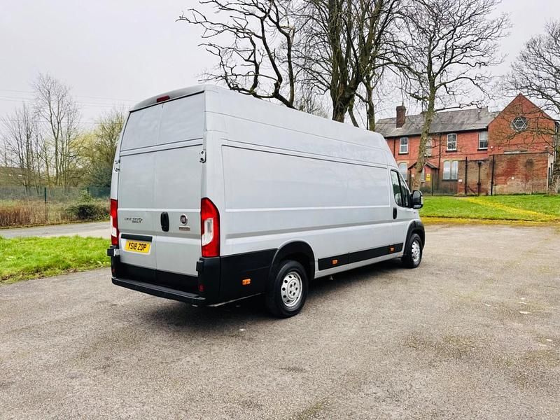 Used Fiat Ducato 180 HP (132 kW) 2018 Grey Van