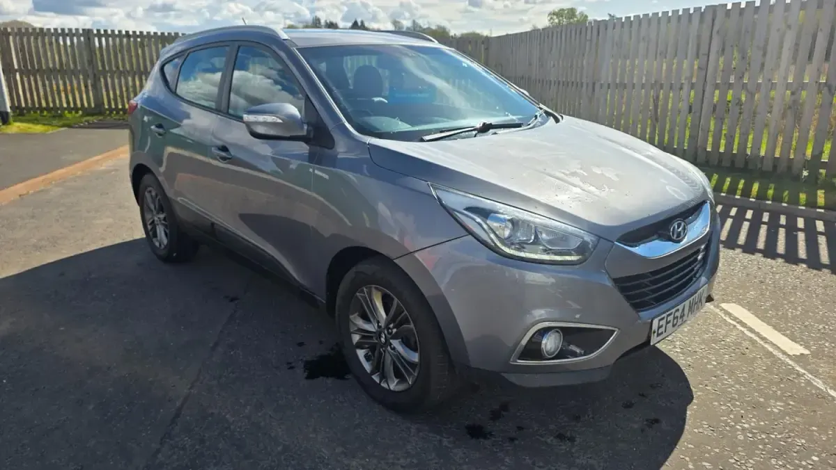 Usado Hyundai ix35 SE 115 HP (84 kW) 2015 Cinzento SUV