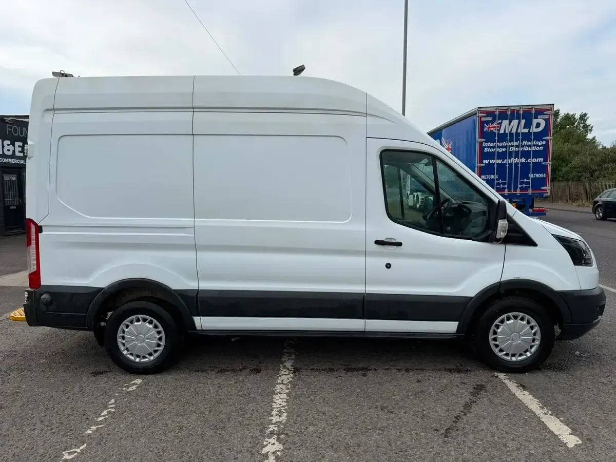 Used Ford Transit 2018 White Van
