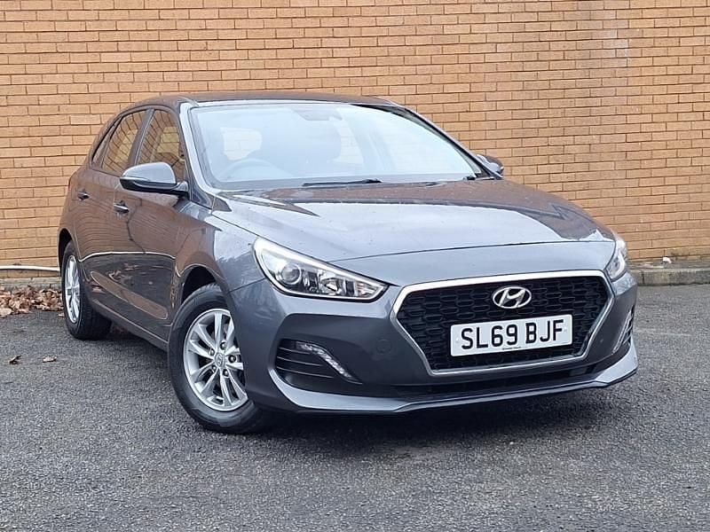 Used Hyundai i30 120 HP (88 kW) 2019 Grey Hatchback