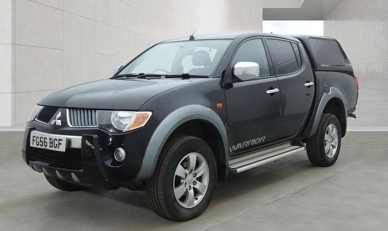Used Mitsubishi L200 Warrior 134 HP (98 kW) 2006 Black Pickup