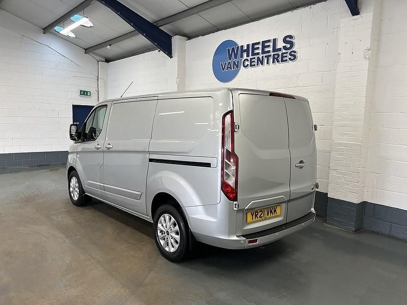 Used Ford Transit Custom Limited 130 HP (95 kW) 2021 Silver Van