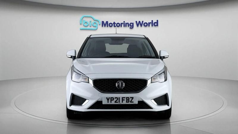 Used MG MG3 Exclusive 105 HP (77 kW) 2021 White Hatchback