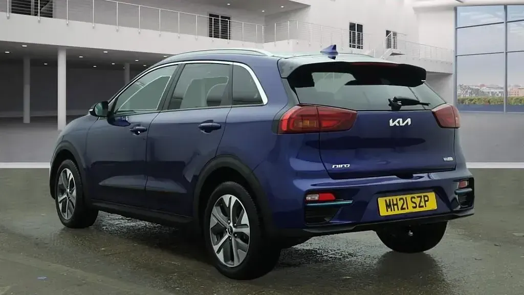 Second-hand Kia Niro 150 kW (204 CP) 2021 Albastru SUV