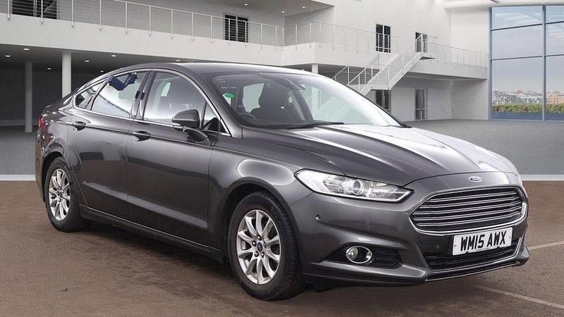 Used Ford Mondeo Titanium 150 HP (110 kW) 2015 Grey Hatchback