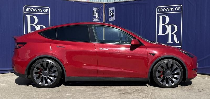 Used Tesla Model Y Performance 313 kW (426 HP) 2023 Red SUV
