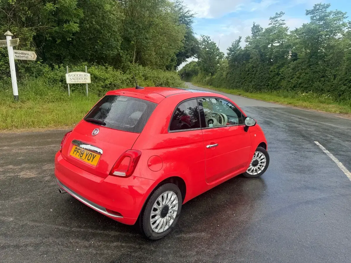 Used Fiat 500 Lounge 69 HP (50 kW) 2018 Pink Hatchback