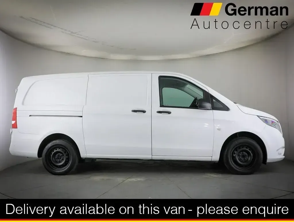 Begagnad Mercedes Vito Progressive 2021 Vit Van