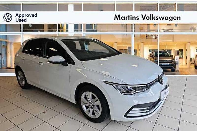 Used 2022 VW Golf VIII Life Hatchback | £18,990 (Super price) - Image 1/4