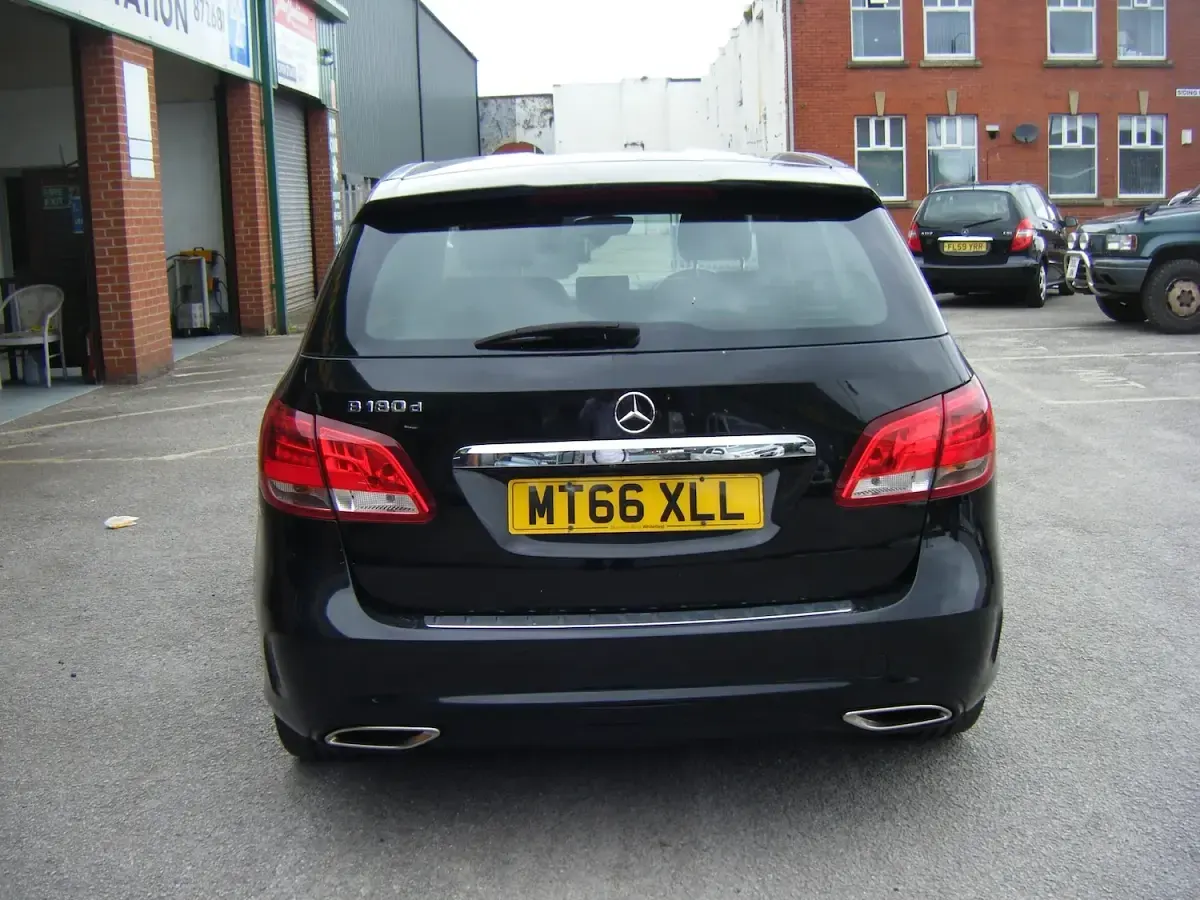 Used Mercedes B180 AMG line 2016 Black Hatchback