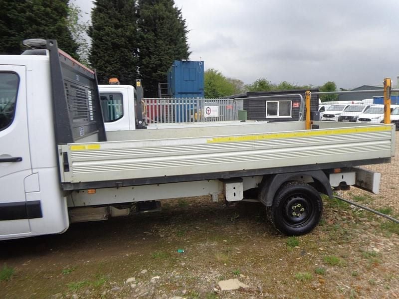 Used Vauxhall Movano 135 HP (99 kW) 2020 White MPV
