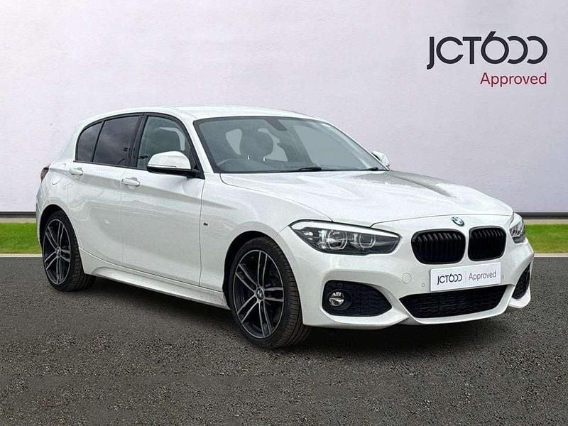White Used 2019 BMW 118 M Sport Hatchback | £13,614 (Good price) - Image 1/4