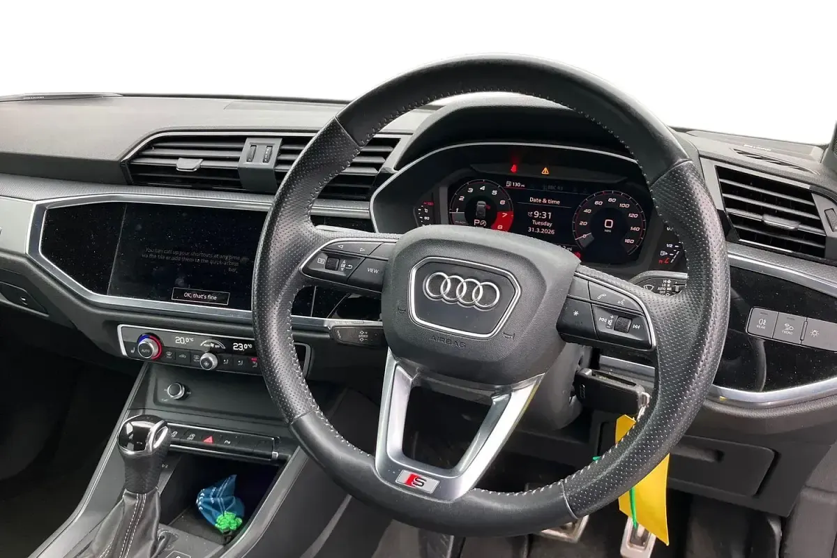 Używany Audi Q3 S-Line 2019 Niebieski SUV