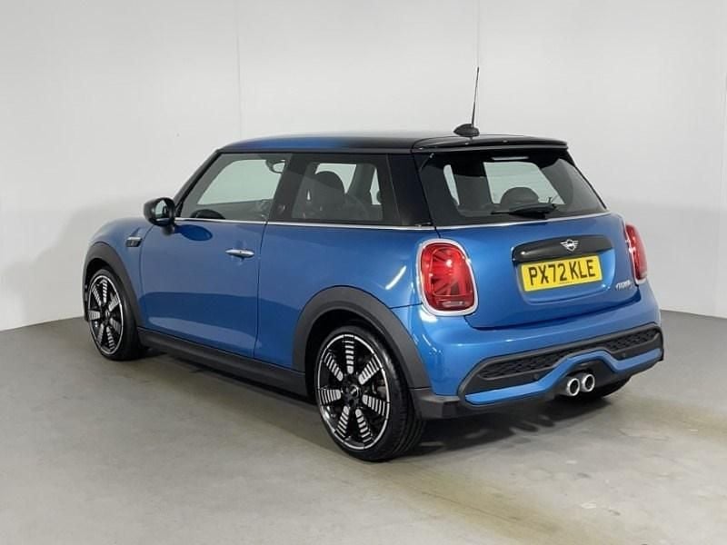 Used Mini Cooper S Exclusive 2022 Blue Hatchback