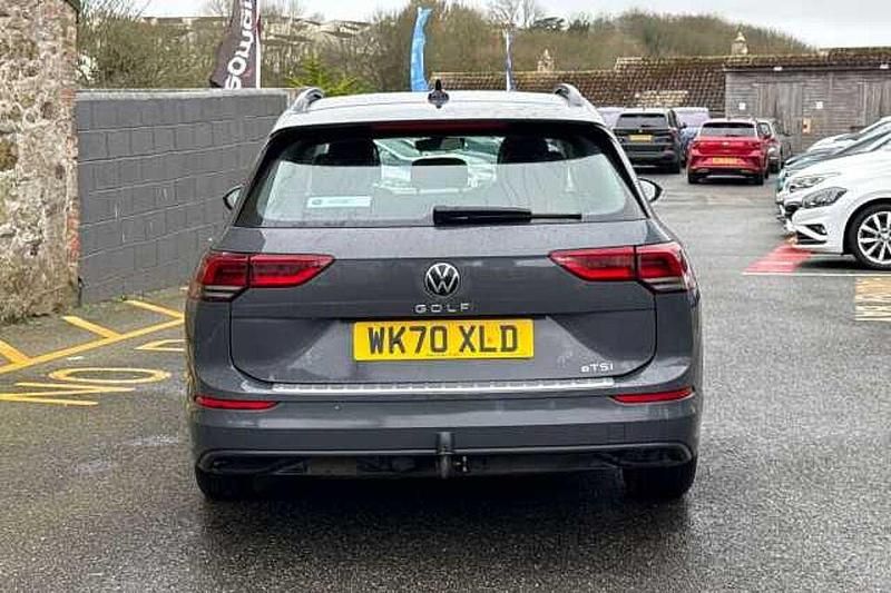 Usado VW Golf VIII 110 HP (80 kW) 2020