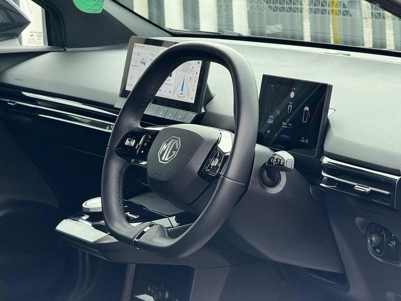 Used MG MG4 EV Trophy 63 kW (87 HP) 2024 Grey Hatchback