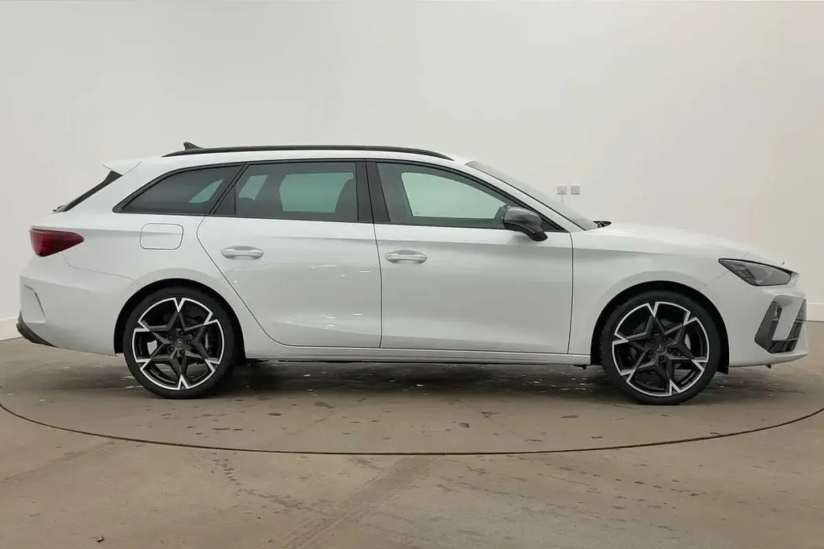 New Cupra Leon 150 HP (110 kW) 2026 White Estate