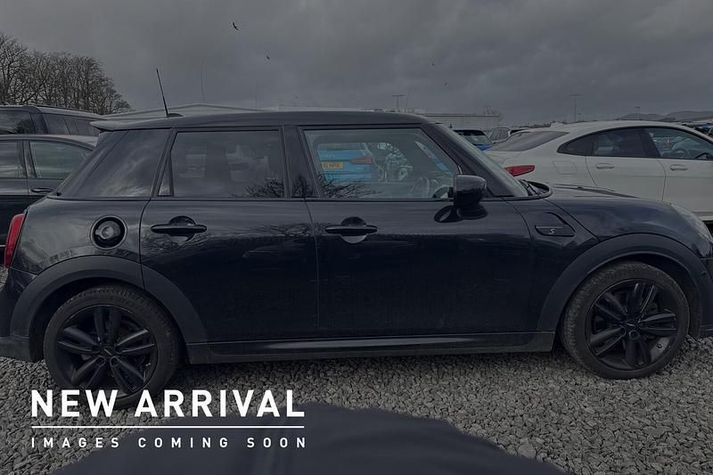 Used Mini Cooper S Sport 176 HP (129 kW) 2023 Black Hatchback
