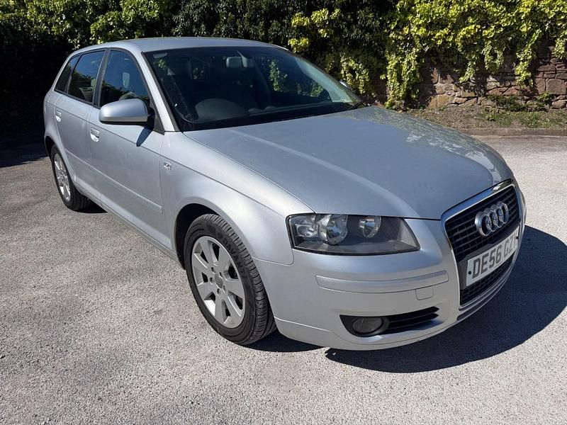 Begagnad Audi A3 2006 Silver Halvkombi