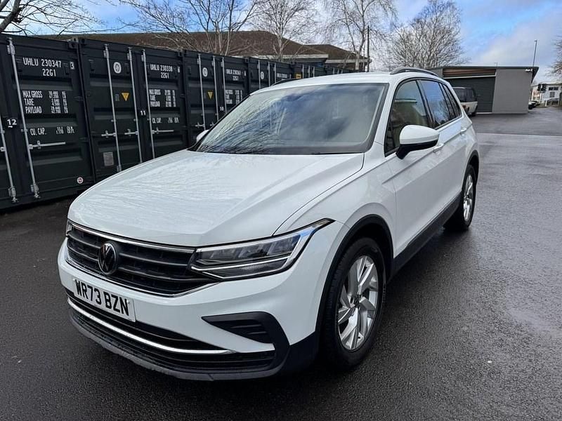 Used VW Tiguan Life 130 HP (95 kW) 2023 White SUV