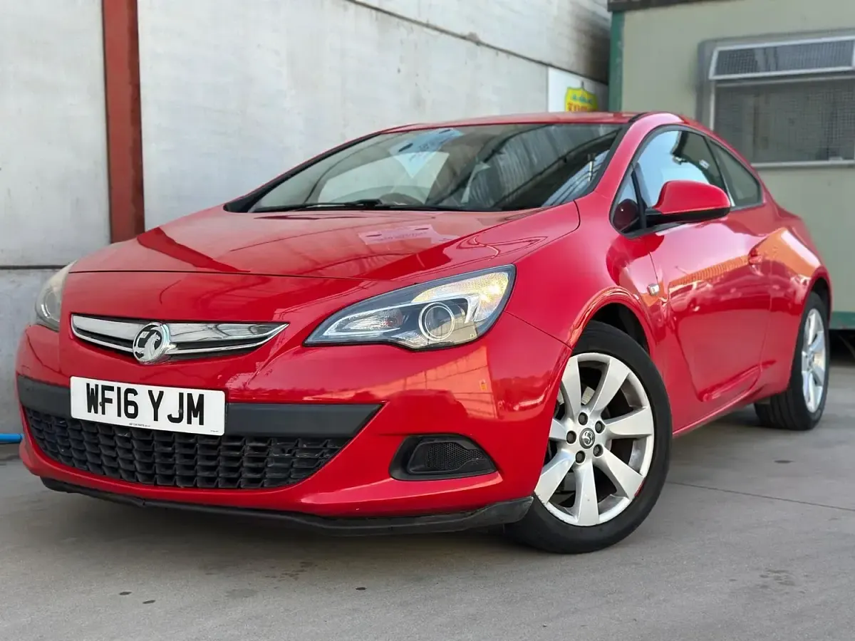 Used Vauxhall Astra GTC Sport 2016 Red Hatchback