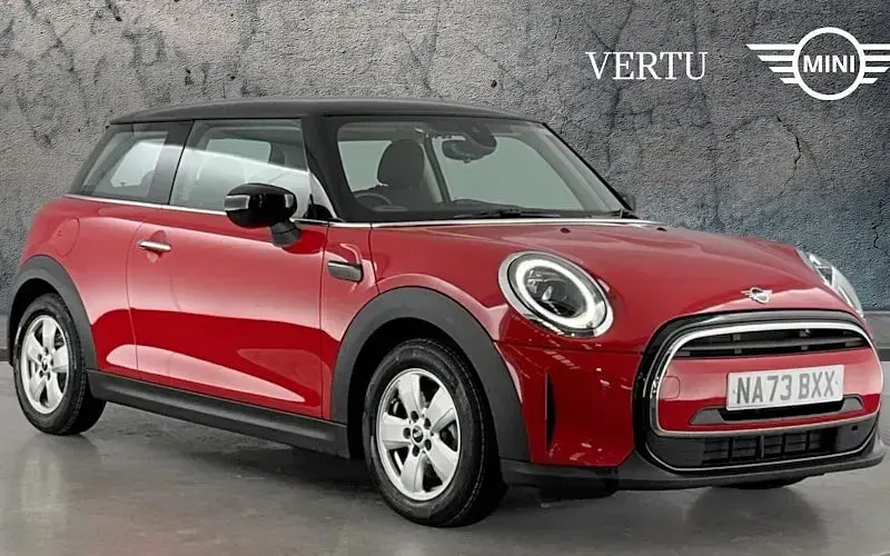 Used Mini Cooper Classic 136 HP (100 kW) 2022 Hatchback