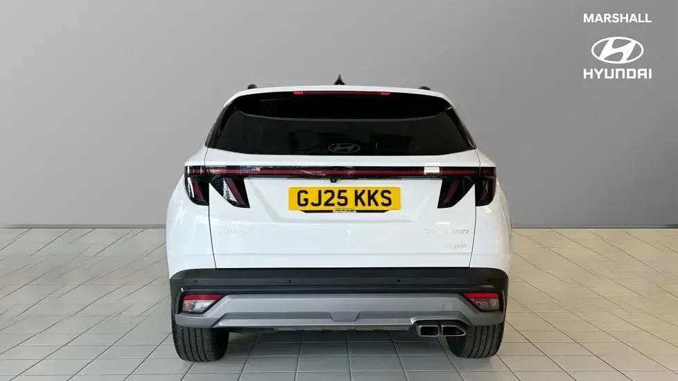 Used Hyundai Tucson Premium 252 HP (185 kW) 2025 White SUV