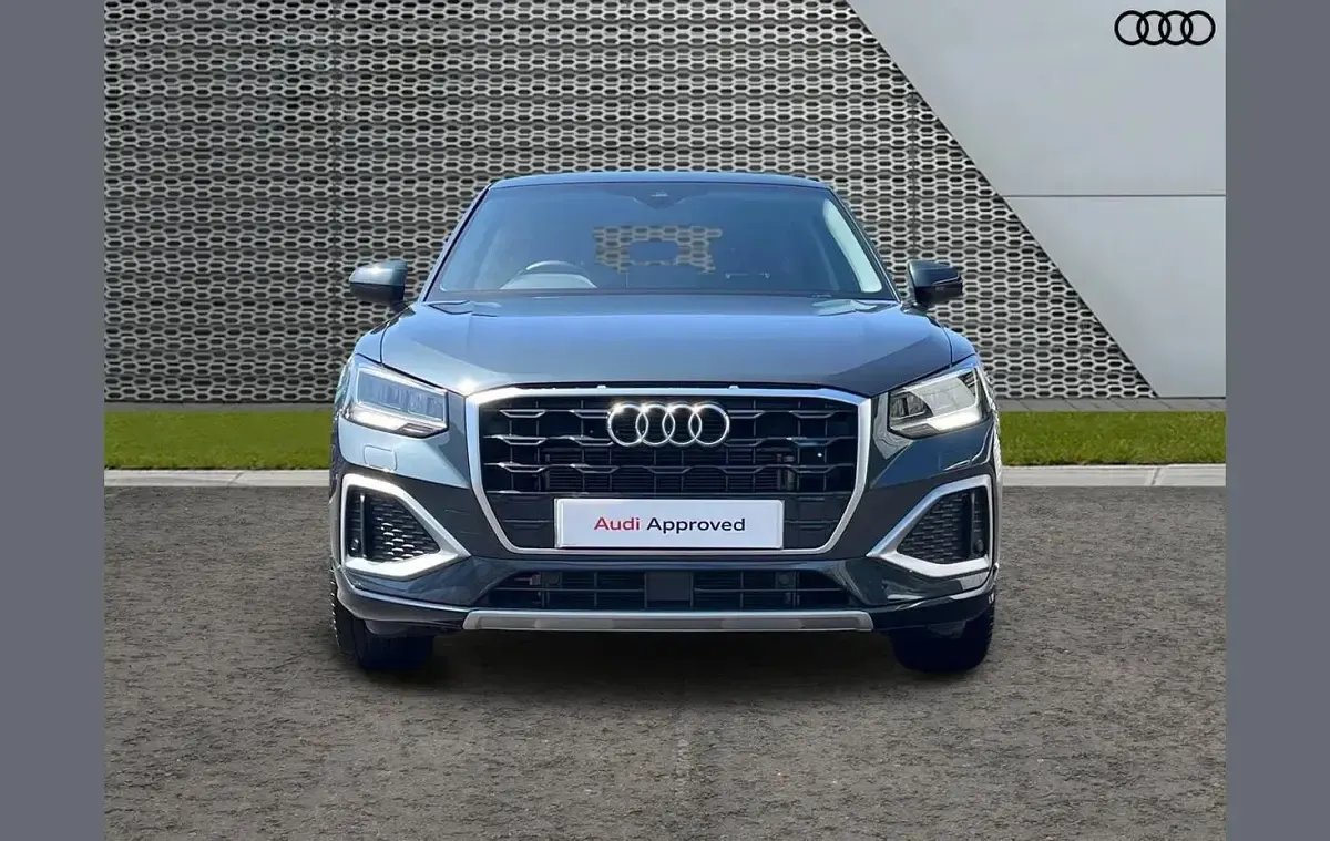 Used Audi Q2 Sport 147 HP (108 kW) 2025 Grey SUV