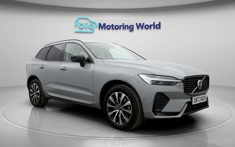 Used Volvo XC60 Plus 250 HP (183 kW) 2023 Grey SUV