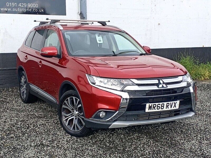 Red Used 2018 Mitsubishi Outlander SUV | £13,695 (Fair price) - Image 1/4