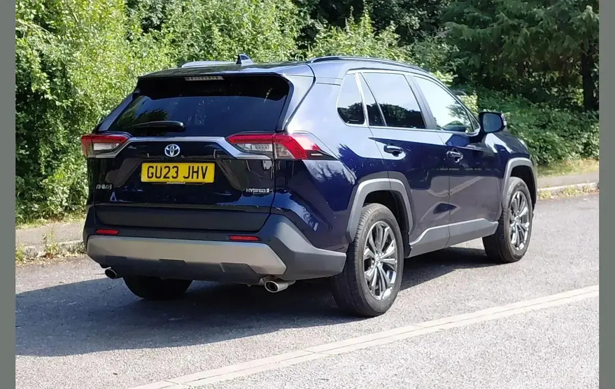 Used Toyota RAV4 Hybrid Design 214 HP (157 kW) 2023 Blue SUV