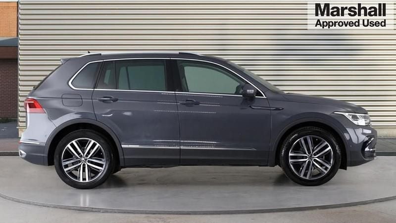 Used VW Tiguan Elegance 150 HP (110 kW) 2022 Grey SUV