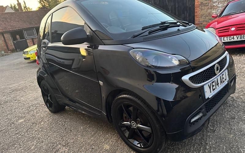 Black Used 2014 Smart ForTwo Coupé Coupe | £5,250 (Fair price) - Image 1/4