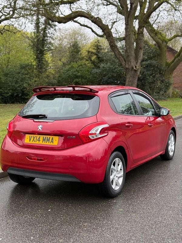 Used Peugeot 208 Active 2014 Red Hatchback
