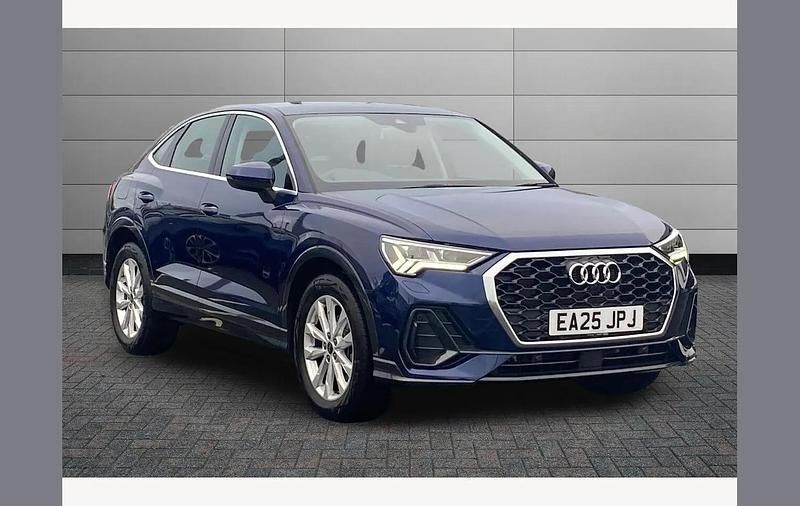 Blue Used 2025 Audi Q3 Sport SUV | £33,795 (Fair price) - Image 1/4