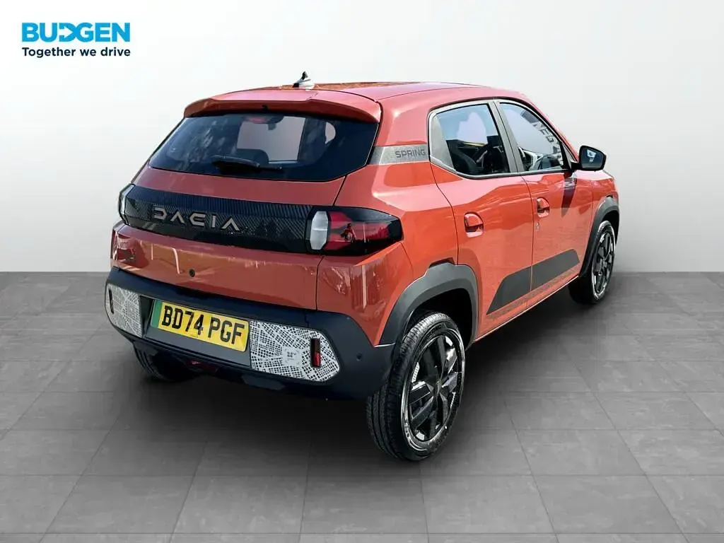 Used Dacia Spring Extreme 47 kW (65 HP) 2024 Red Hatchback