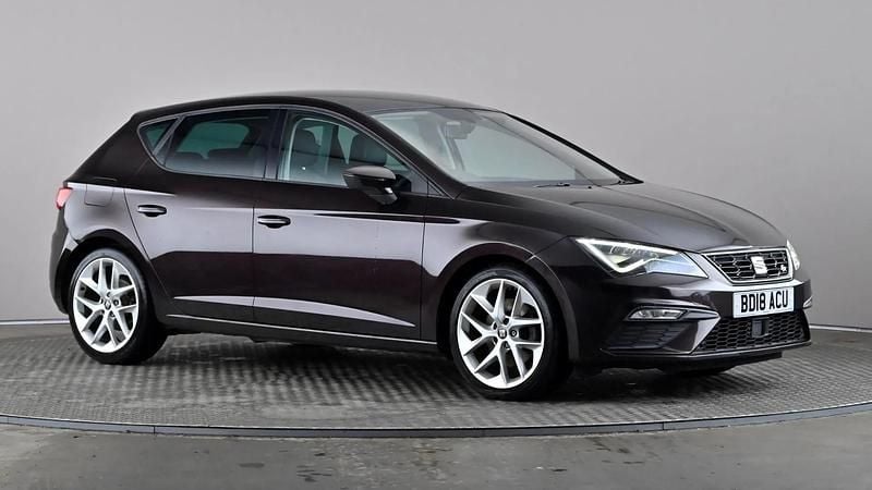 Used Seat Leon FR 180 HP (132 kW) 2018 Mauve/purple Hatchback