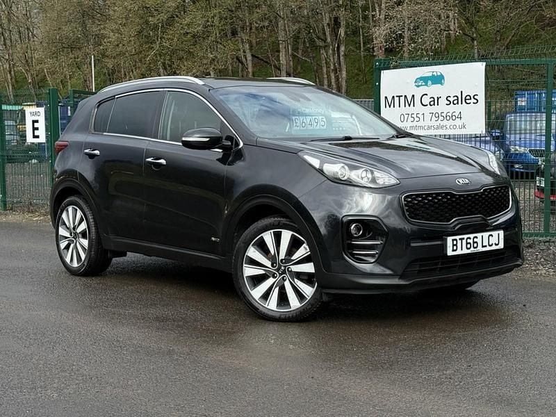 Usado Kia Sportage 136 HP (100 kW) 2016 Preto SUV
