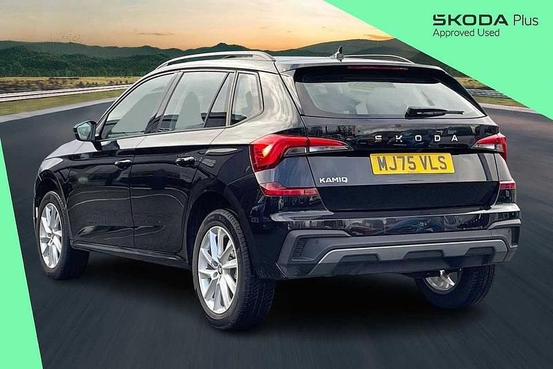 Used Skoda Kamiq SE 85 HP (62 kW) 2025 Black magic pearl effect SUV
