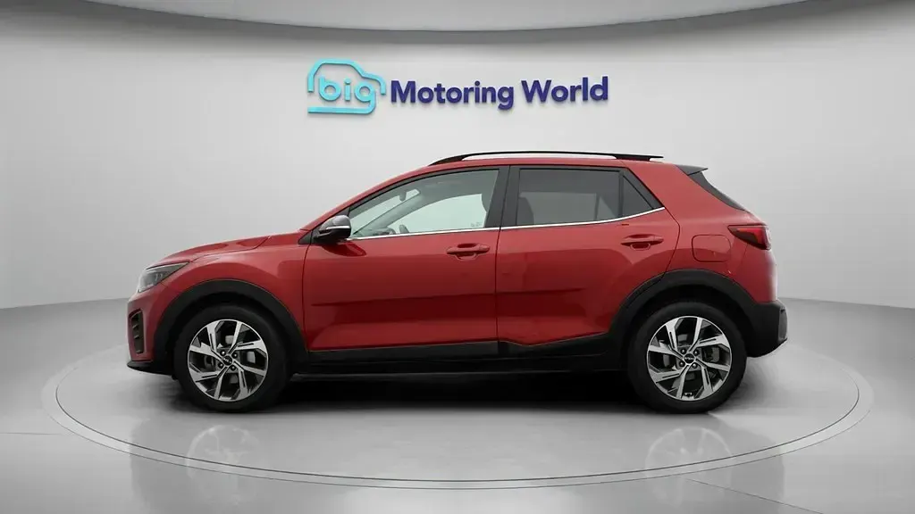 Used Kia Stonic GT-Line 118 HP (86 kW) 2023 Red SUV