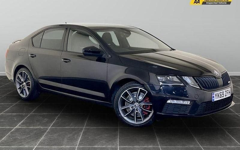 Black Used 2018 Skoda Octavia vRS Hatchback | £10,995 (Super price) - Image 1/2