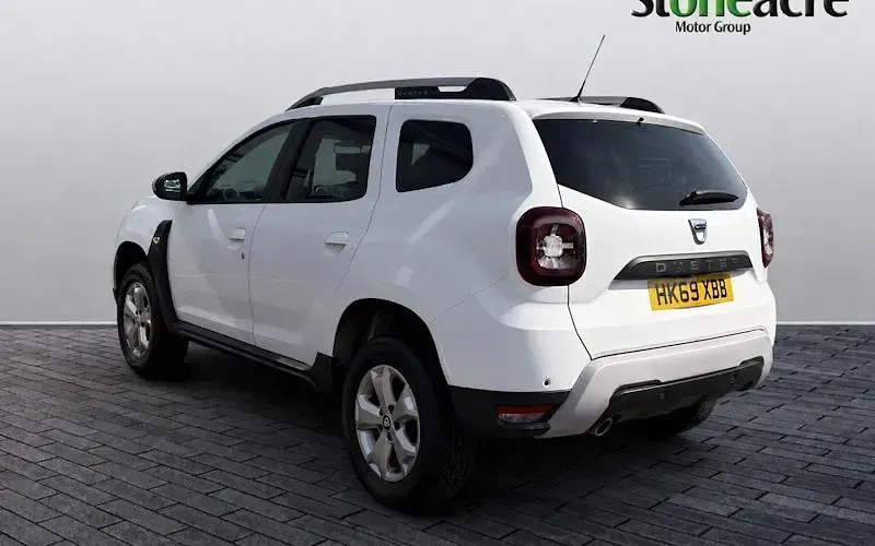 Used Dacia Duster Comfort 131 HP (96 kW) 2021 White SUV