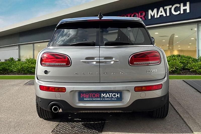 Used Mini Cooper Clubman Exclusive 136 HP (100 kW) 2024 Silver Estate