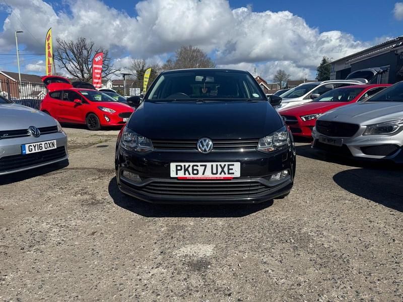 Begagnad VW Polo SEL 2017 Svart Halvkombi