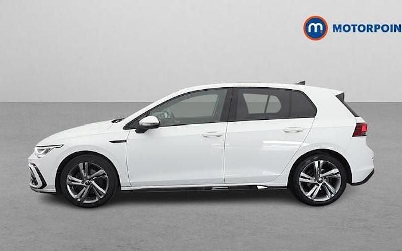 Used VW Golf VIII R-line 131 HP (96 kW) 2023 White Hatchback