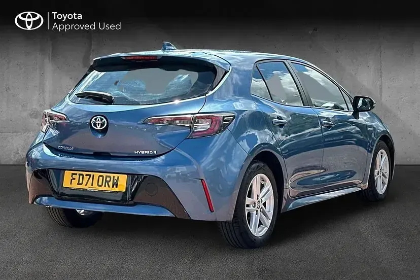 Used Toyota Corolla 120 HP (88 kW) 2022 Denim blue Hatchback